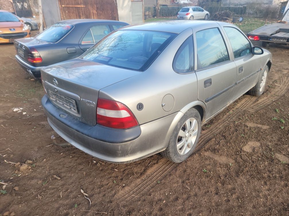 Вектра б 1.6 16в на части/vektra b 1.6 16v na chasti
