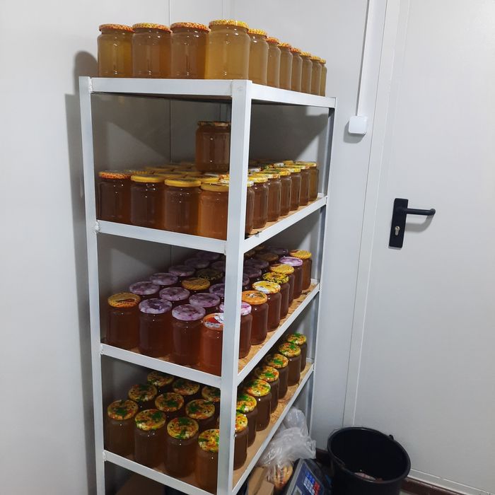 Miere de albine din producție proprie