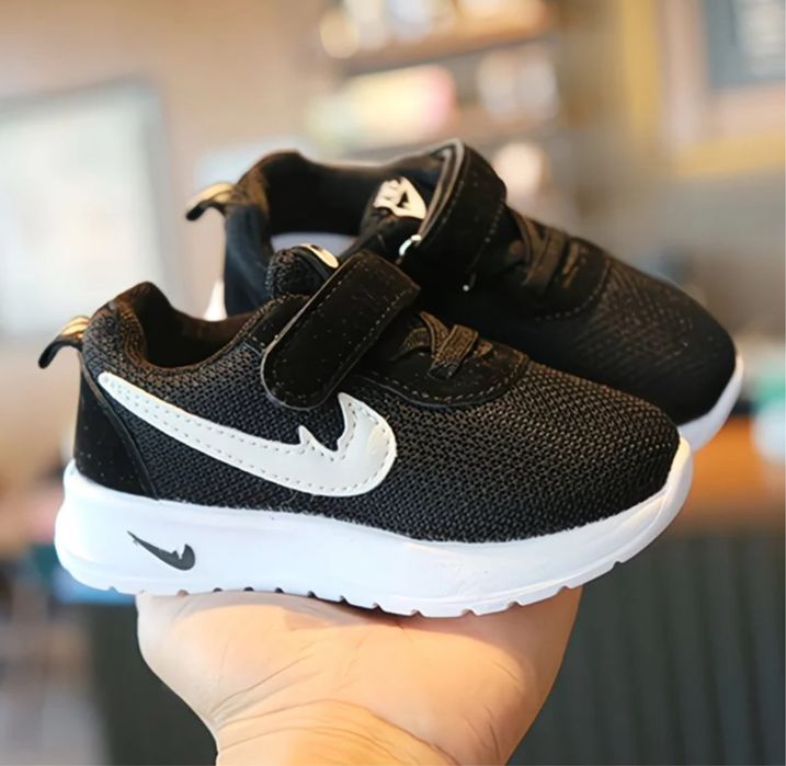 Детская обувы Nike