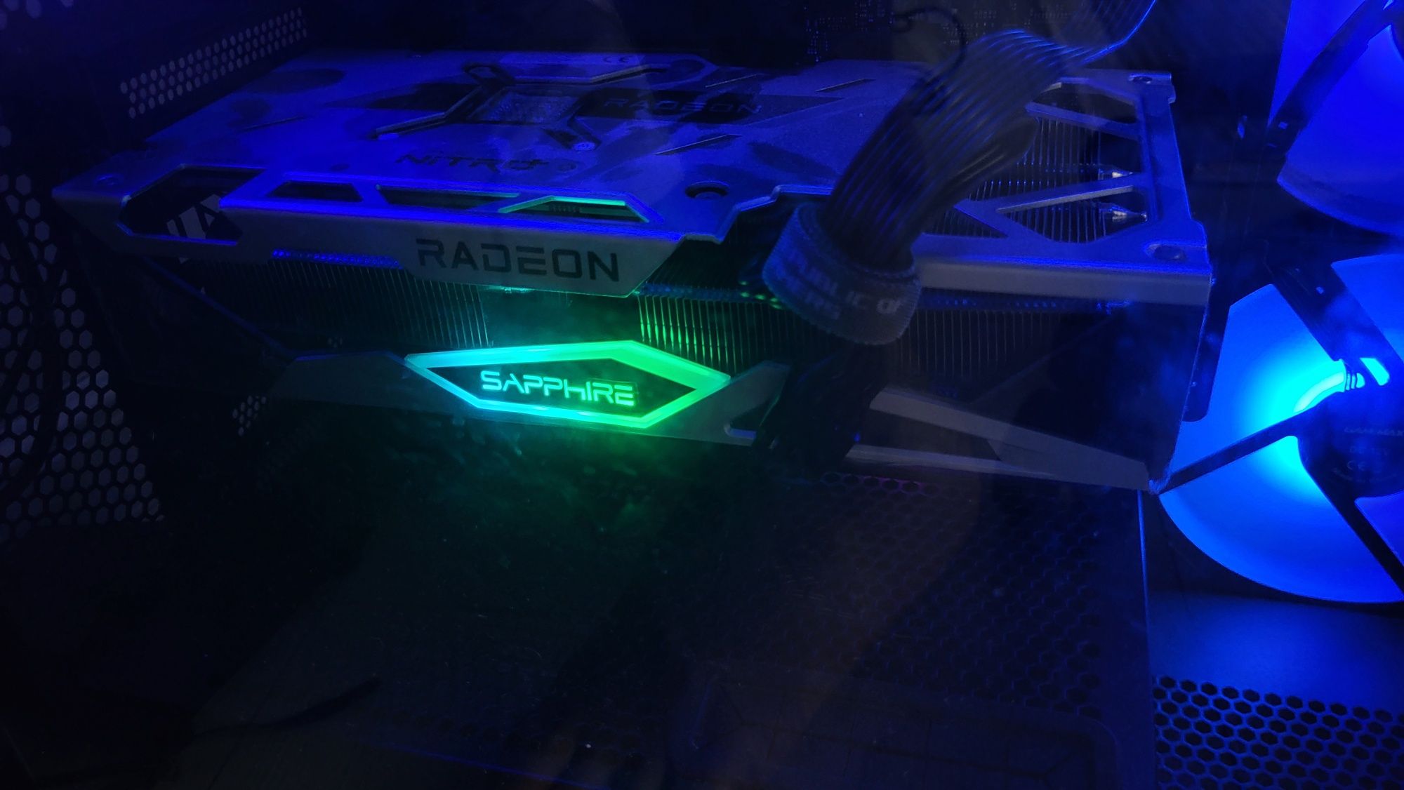 Видеокарта AMD Radeon RX 6650xt 8gb