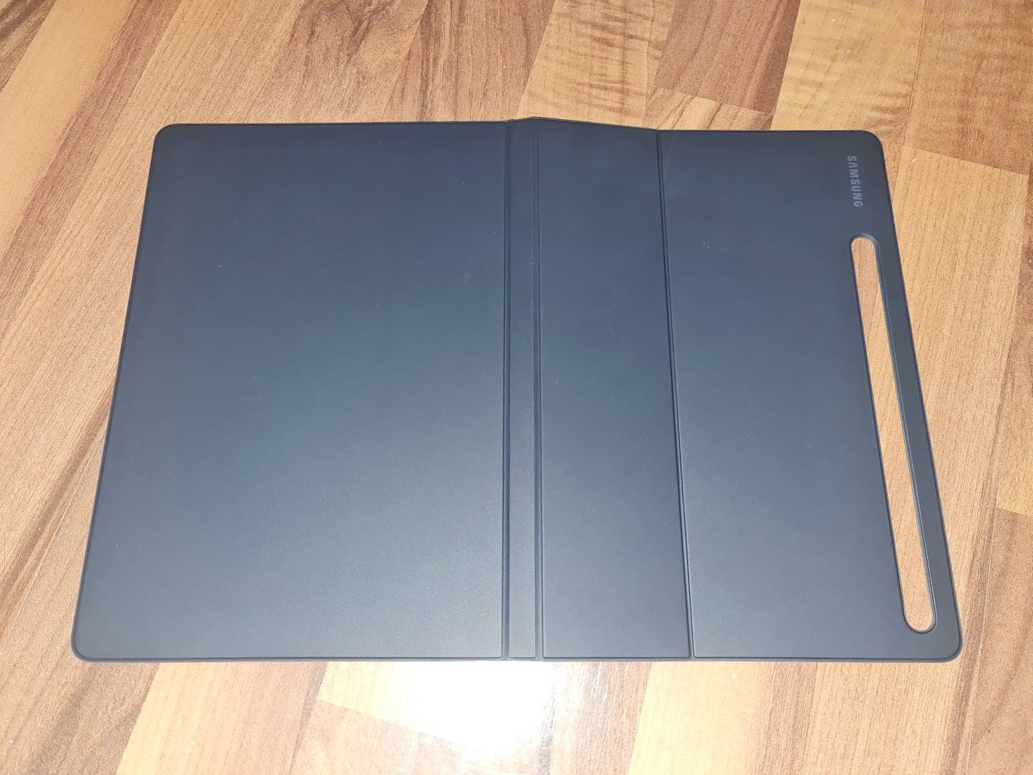 Husa cu tastatura originala Samsung Book Cover Keyboard Slim Tab S7 S8