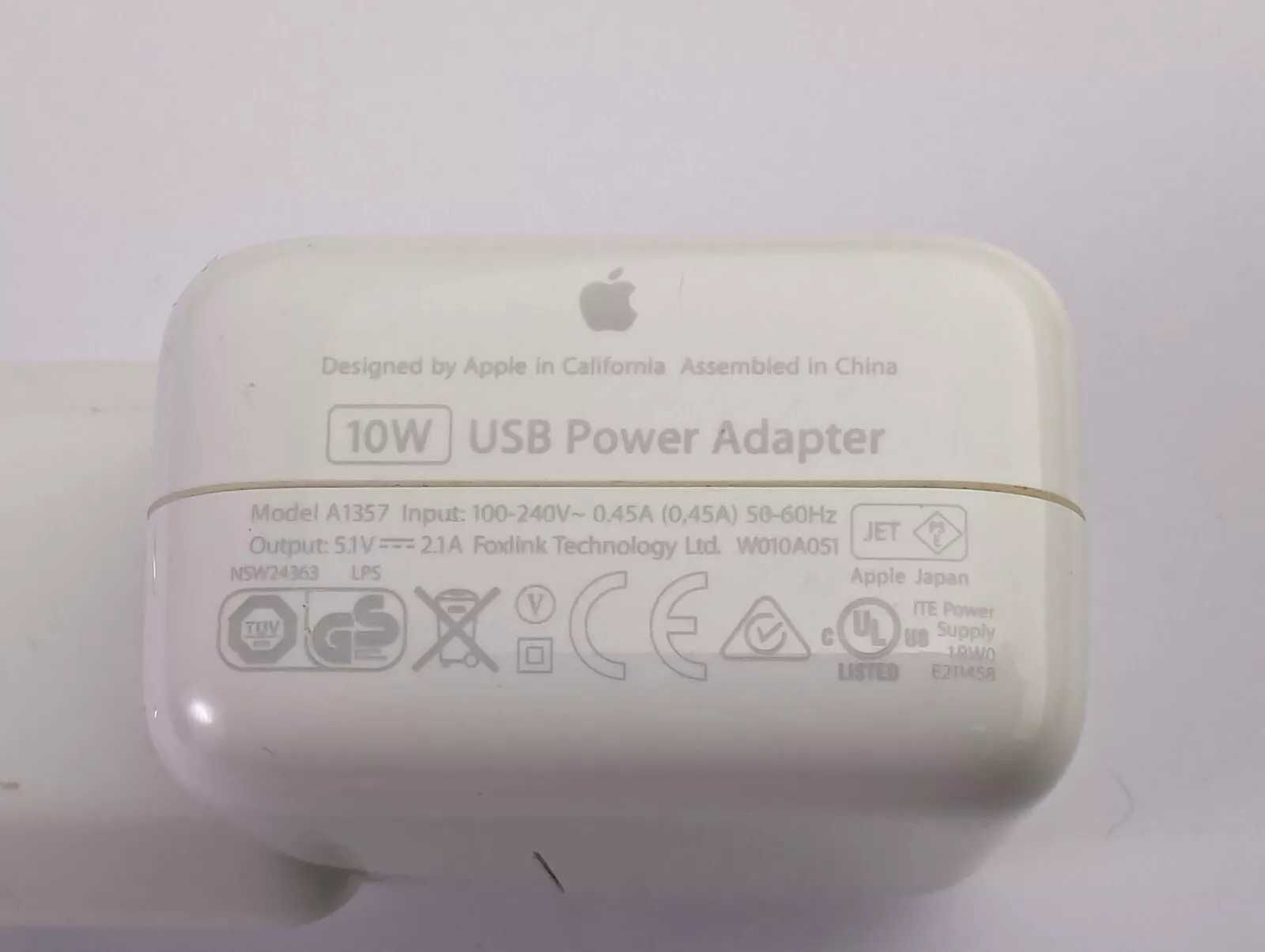Оригинално зарядно Apple A1357 10W адаптер за iPhone iPad iPod USB