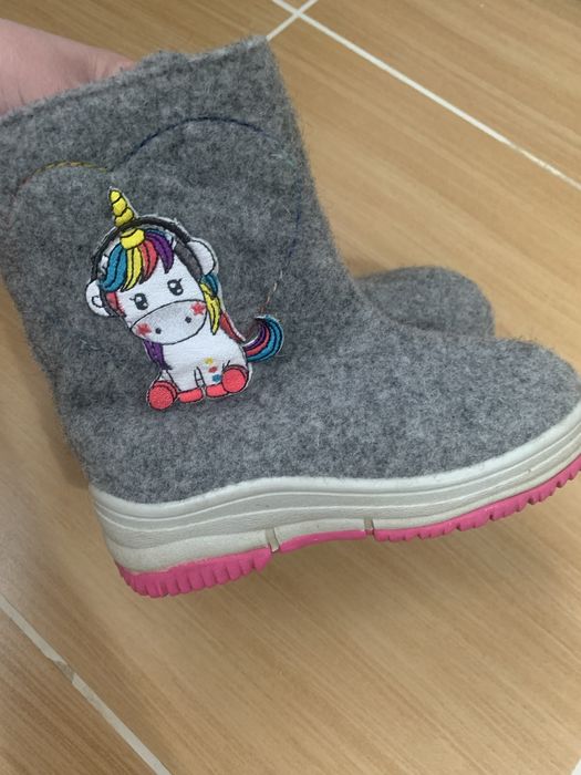 Детские зимние валенки