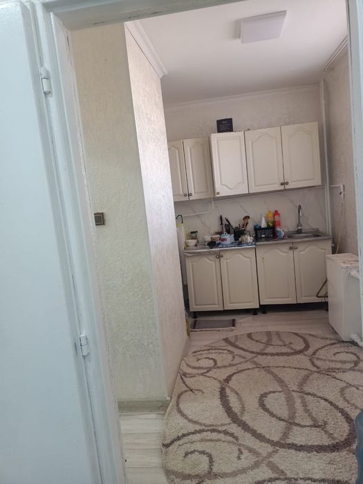 3 мкр, 41 дом, 1 этаж, 3 бөлмелі кв сатылады