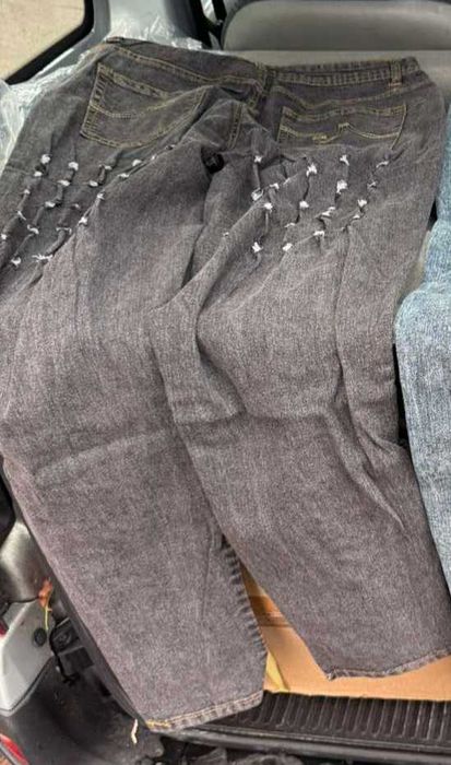 Еластични дънки унисекс