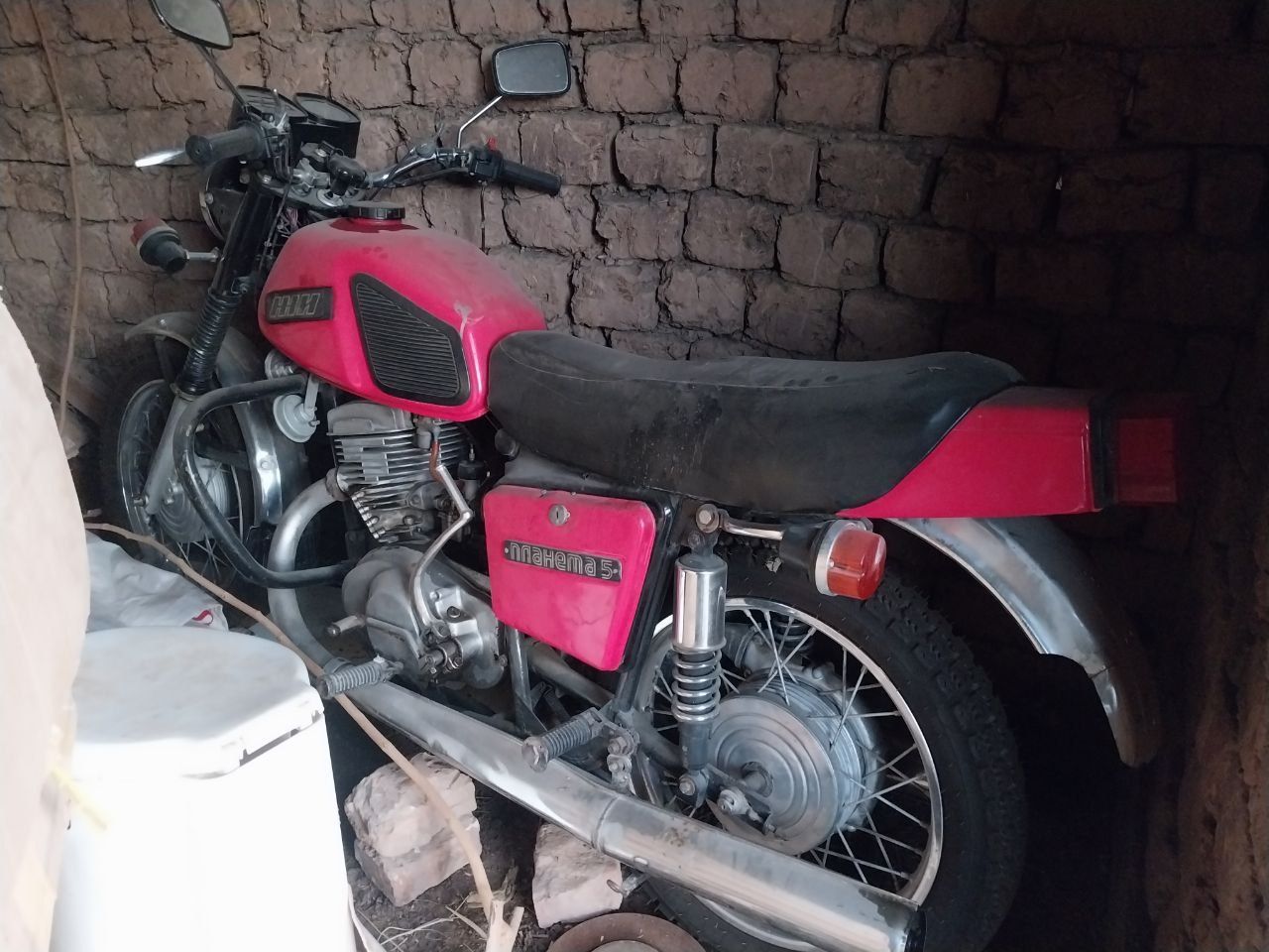 Sherobodda  motosikl sotiladi