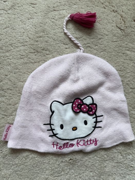 Caciula fetite H&M 4-8 ani