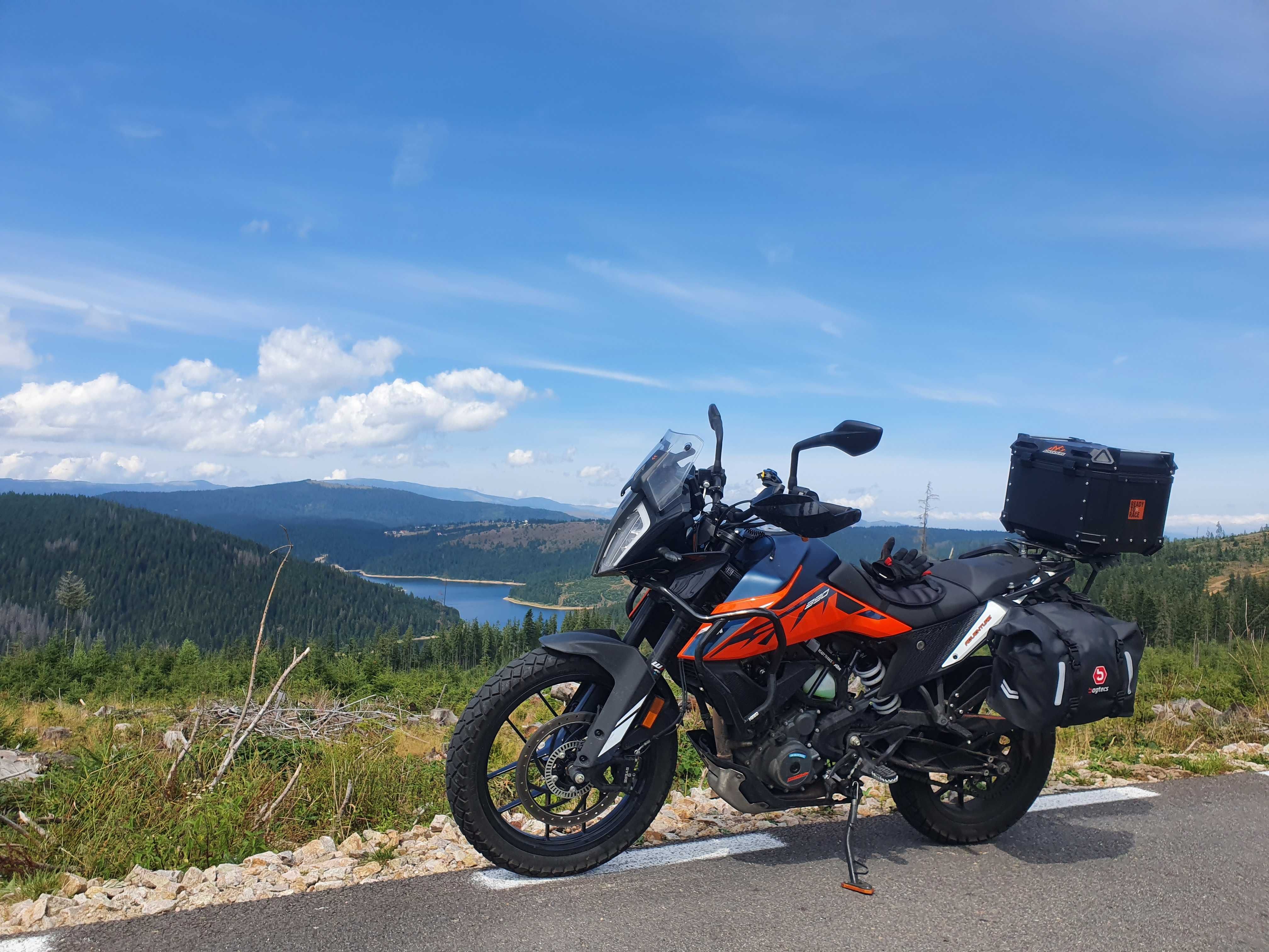 KTM 390 Adventure 2023 – 10.000 km – impecabilă, multe accesorii