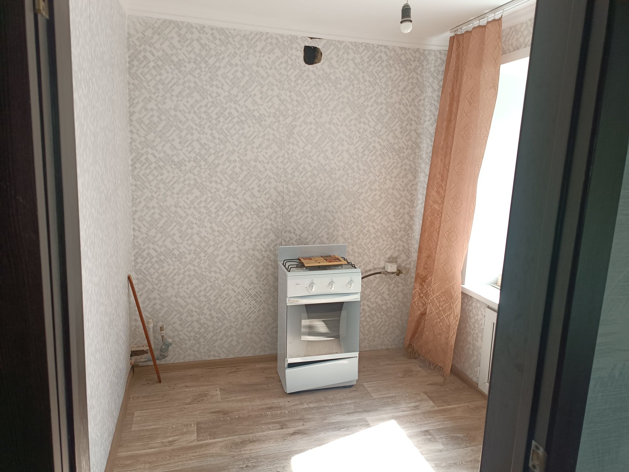 Продам однокомнатную квартиру г.Лисаковск 2мик-он, 18 дом, 1 этаж