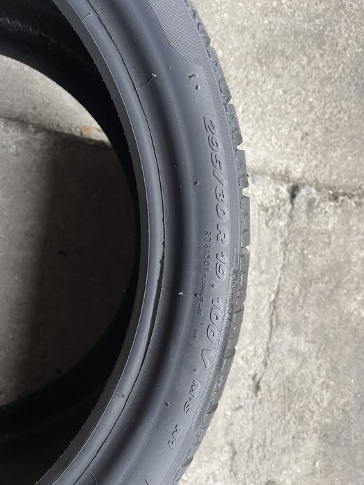 2 anvelope Noi de iarna Pirelli 295/30/19