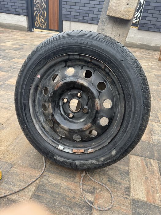 Продам шину 185 65 R15