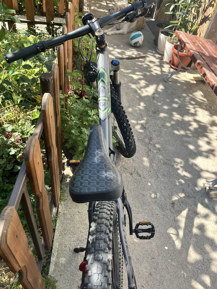 sprint primus dirt jump
