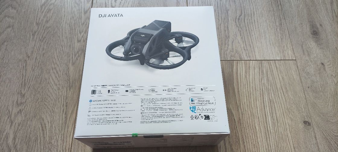 DJI Avata с батерия и перки