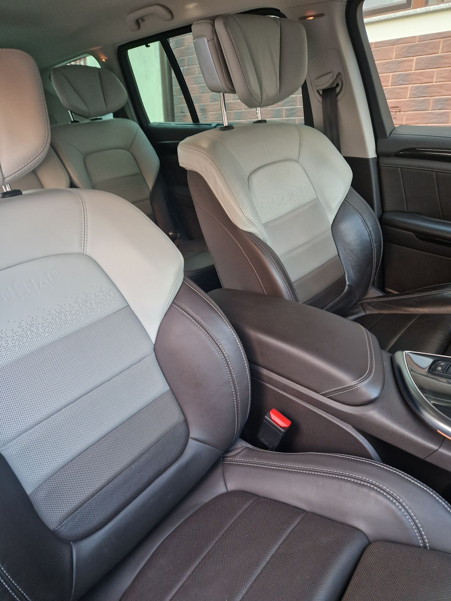 Vând / schimb Renault Espace Inițiale Paris!