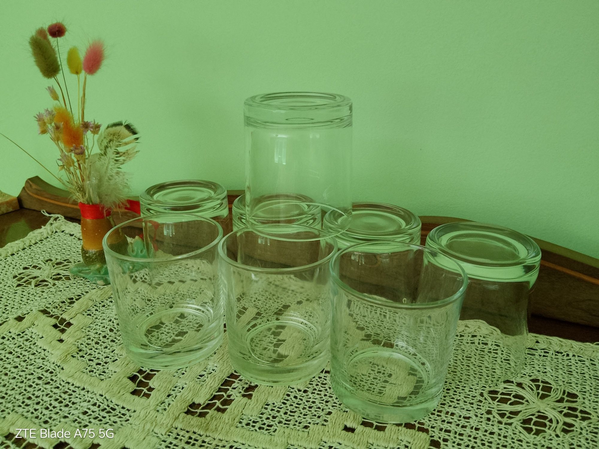 Чаши за уиски и свещник