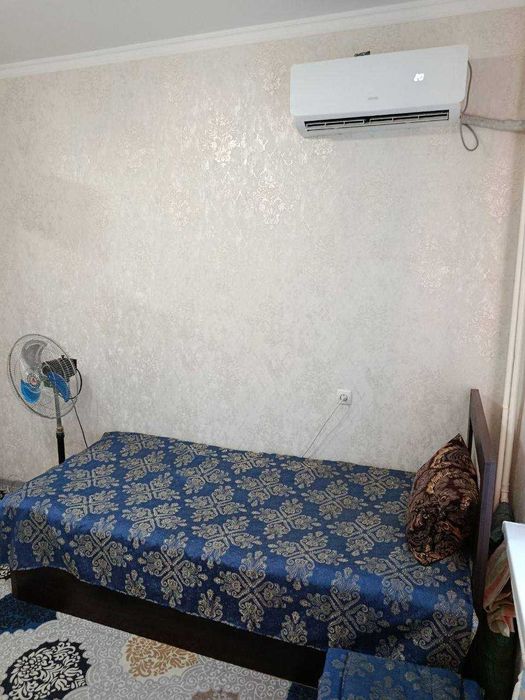 СРОЧНО !! Продается квартира в Яшнабаде 1/2/4 ( 19 кв/м ) Авиасозлар 1