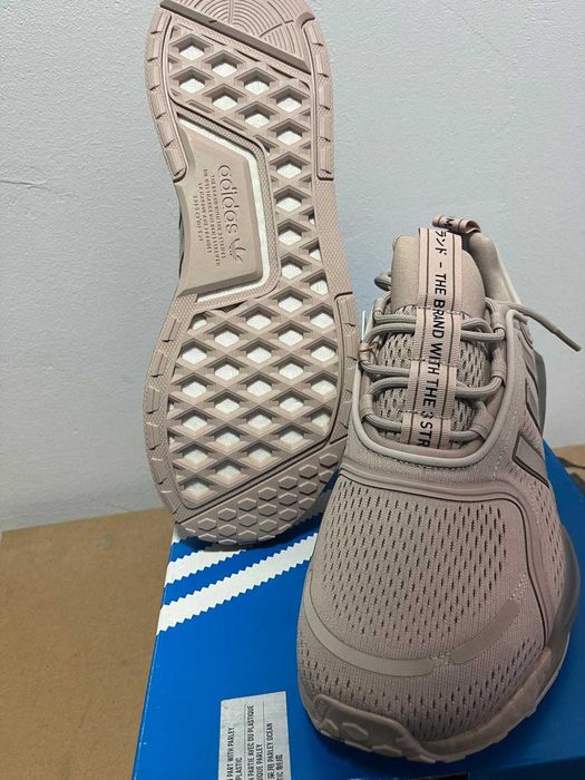 Vand pantofi sport NMD_V3 NR:44 2/3- COD:FZ6496