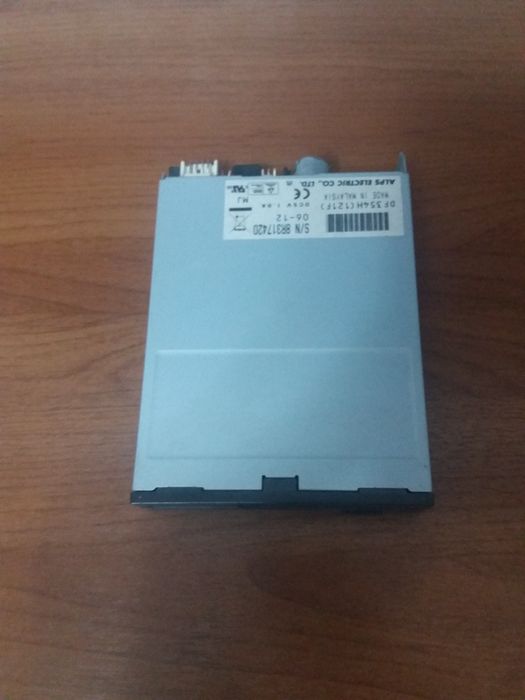 Привод для дискет.