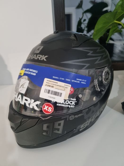 Vand casca Shark NOUA