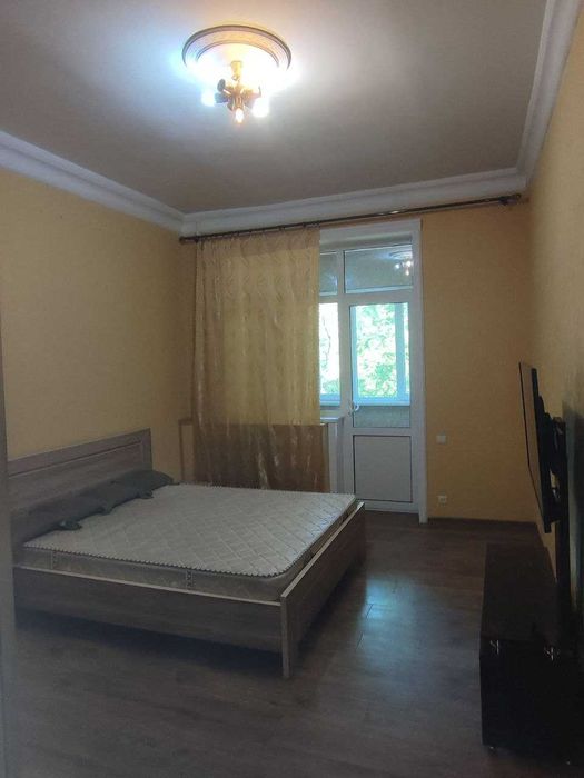 СРОЧНО ! аллея Гагарина 2/3/4 Высокопотолочка