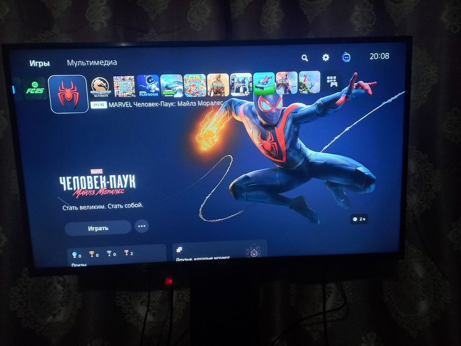 PS5 slim holati ideal tiniq 1TB original djoystik 2 o'yinlar yozigan.