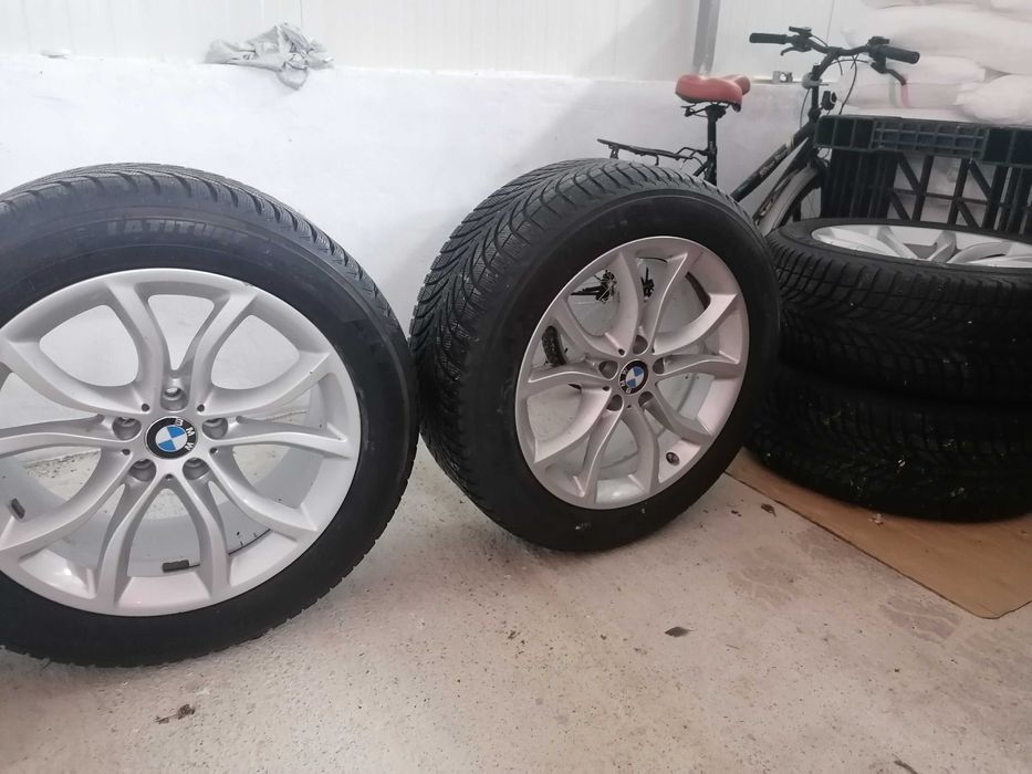Vând jenți originale cu anvelope de iarnă Michelin Bmv x6