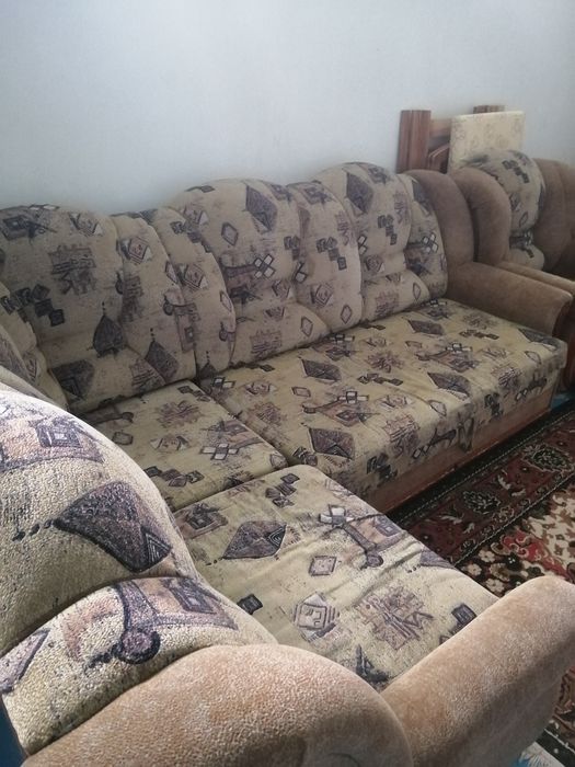 Продам диван в отличном состоянии