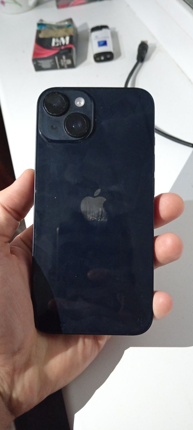 Продам IPhone 14