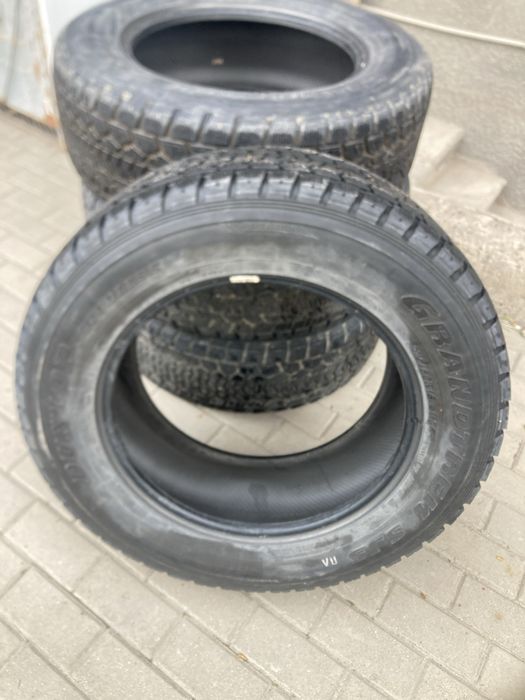 Зимние шины DUNLOP 275/60 r18,