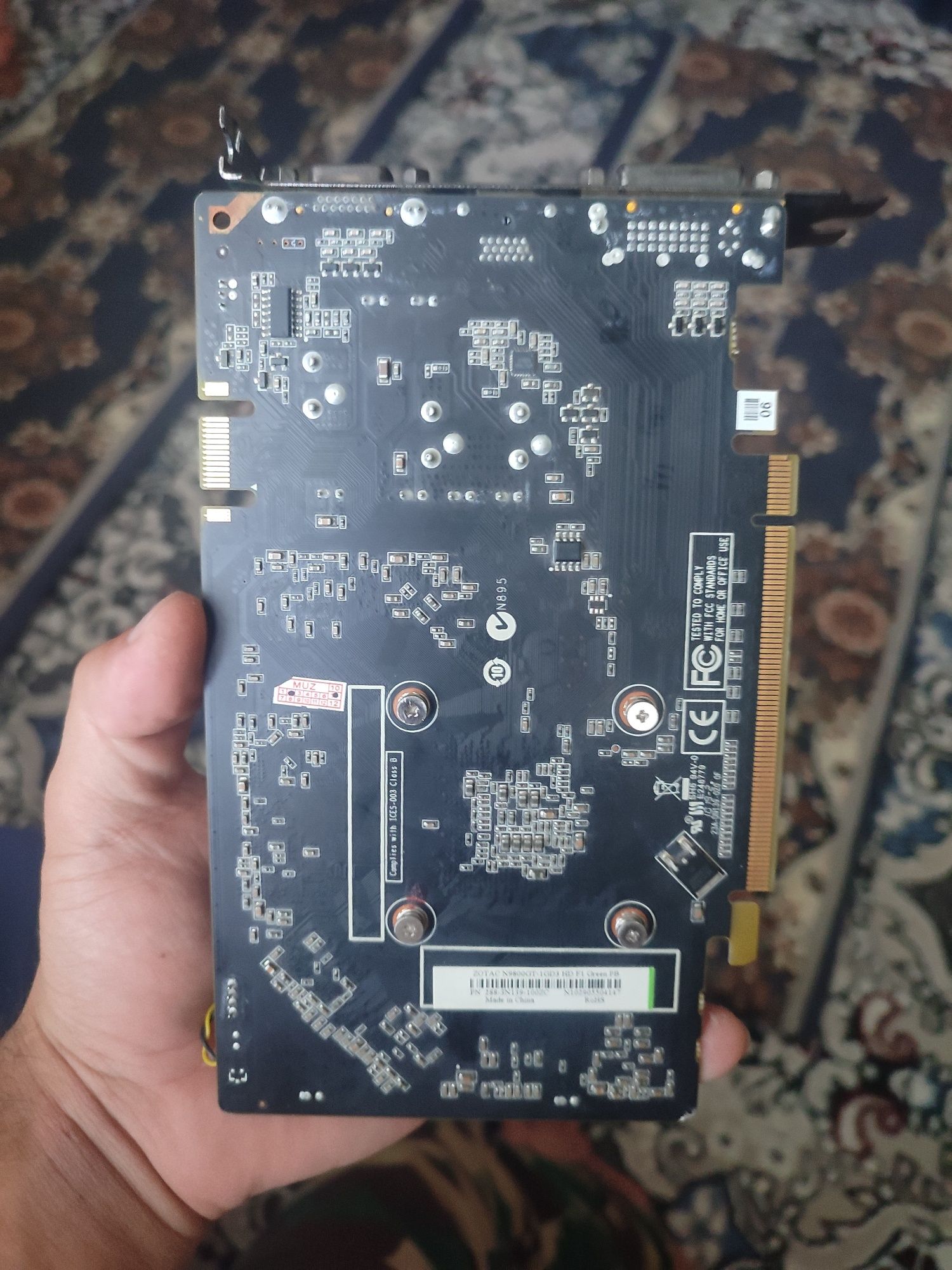 Gt 98000 ddr2 uchun yaxshi video karta  aybi yoq 1/128 bit