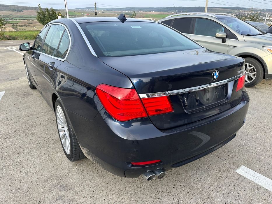 Dezmembrez / Dezmembrari / Piese / Accesorii Bmw seria 7 f01 long 3.0d N57D30A  245 cp 2010 negru