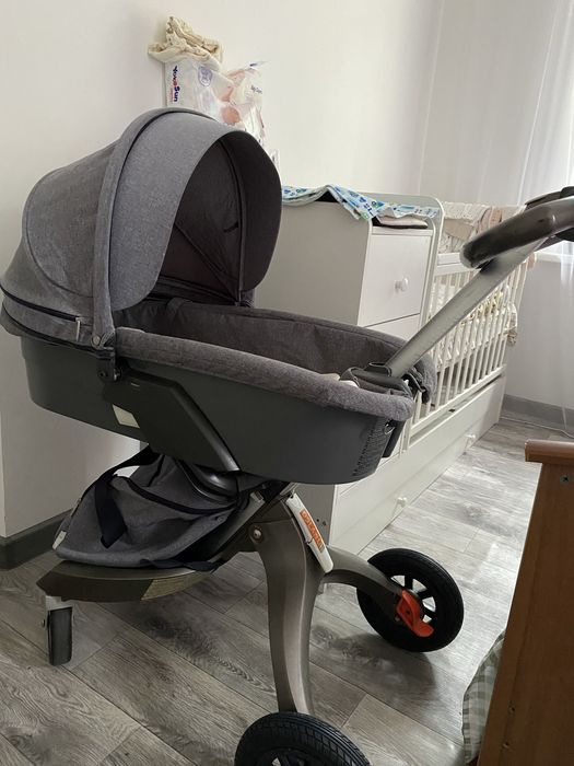 Продам коляску Dsland