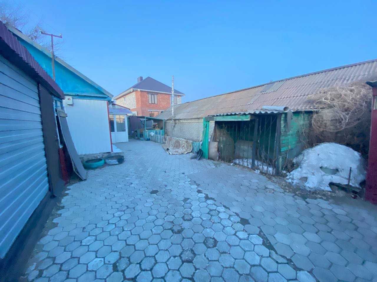 Продаётся дом по ул. Валиханова, р-н Клуб строитель.