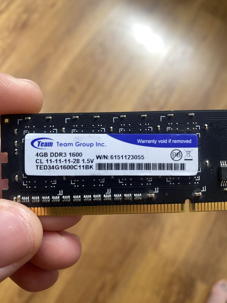 Озу на пк 4гб DDR3 1600