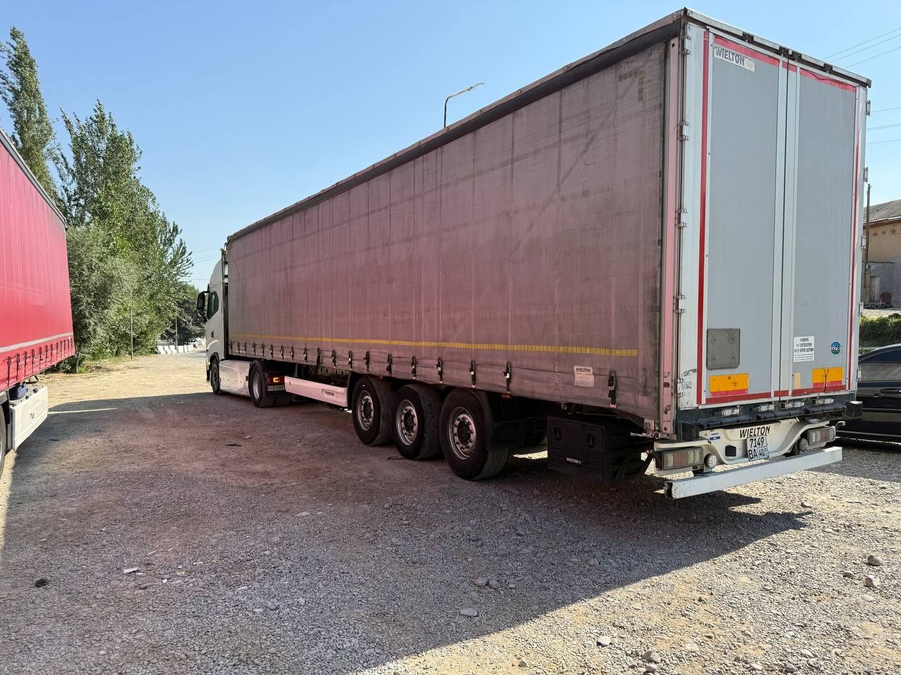 IVECO EURO 6 plus + WIELTON прицеп Сотилади