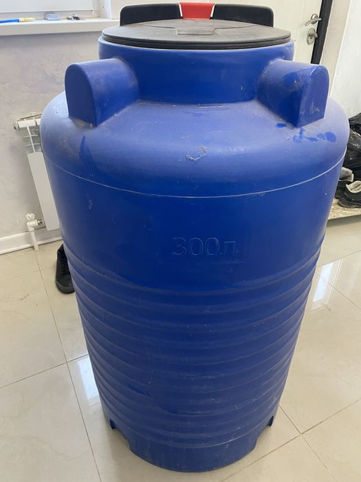 Емкость 300 л для воды