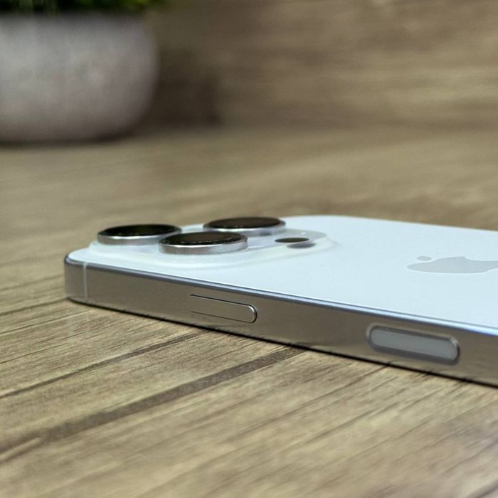 iPhone 16 Pro 128 Gb White Titanium