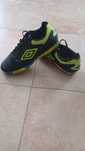 Маратонки Umbro..