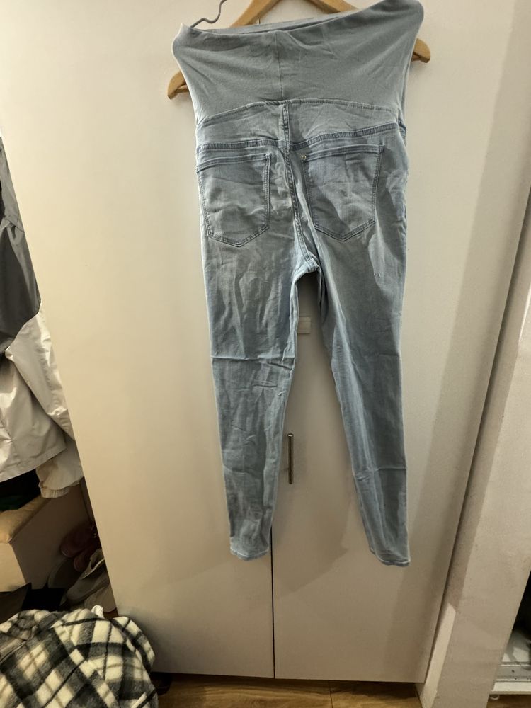Jeans super skinny H&M pt femei insarcinate, marimea M