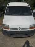 Dezmembrez Renault Master 2.5 an 2002