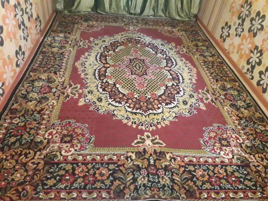 Ковёр ширина 2.39см*длина 3.22см