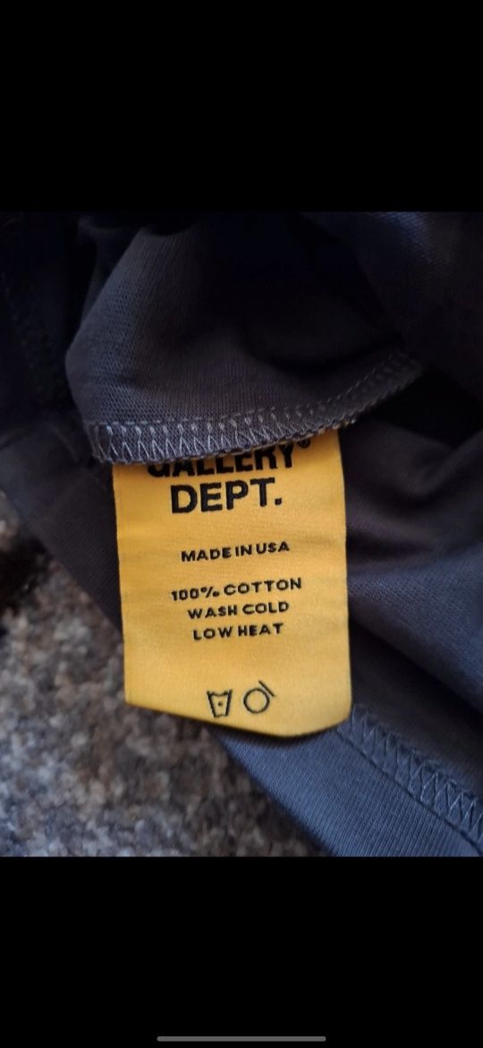 Tricou-Gallery Dept.