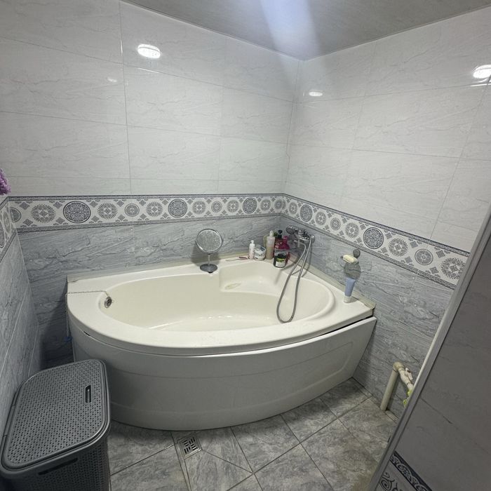 Участка сотилади