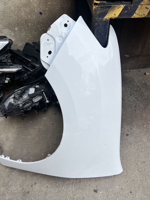 Aripa stanga fata Dacia Logan Sandero 2 fara locas semnal