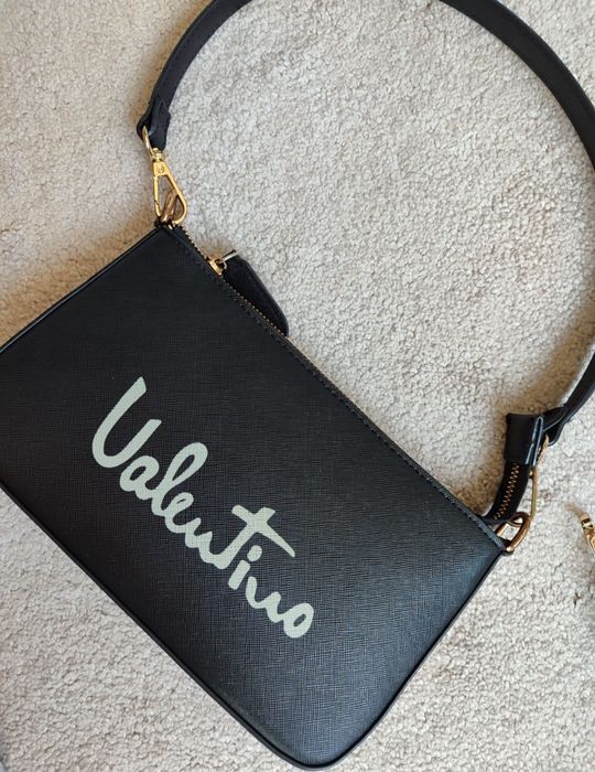 Оригинална чанта Valentino