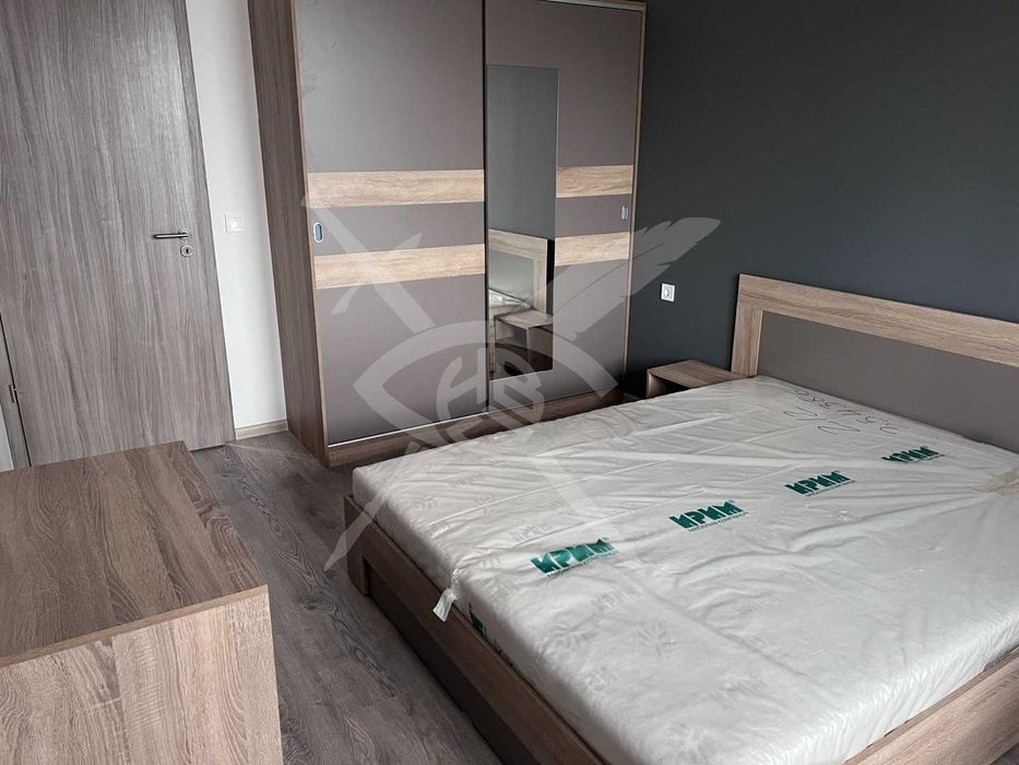 Двустаен апартамент в жк. Хаджи Димитър №130335