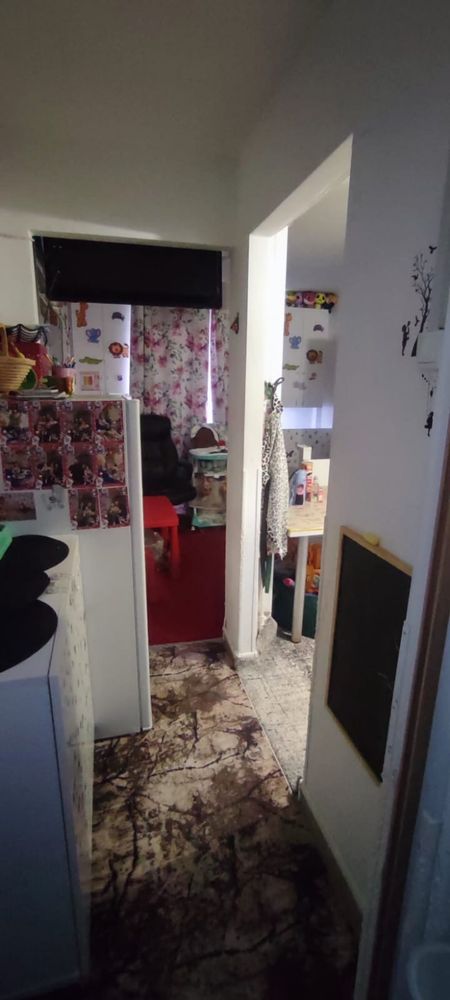 Vand apartament 2 camere - Drumul Taberei