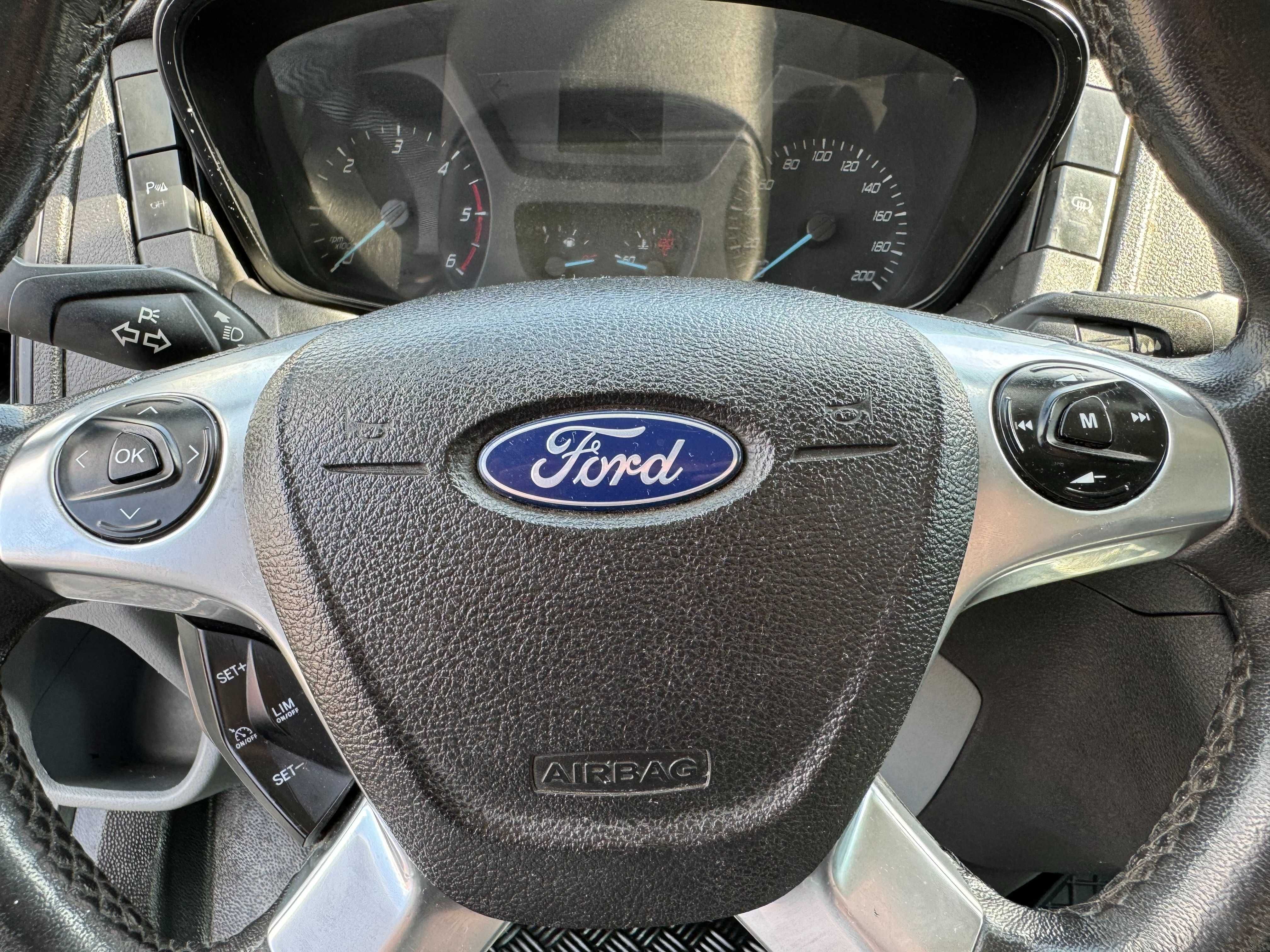 Ford Transit Furgon