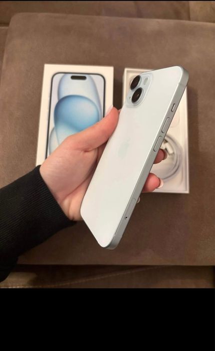 Vand iphone 15 256 GB