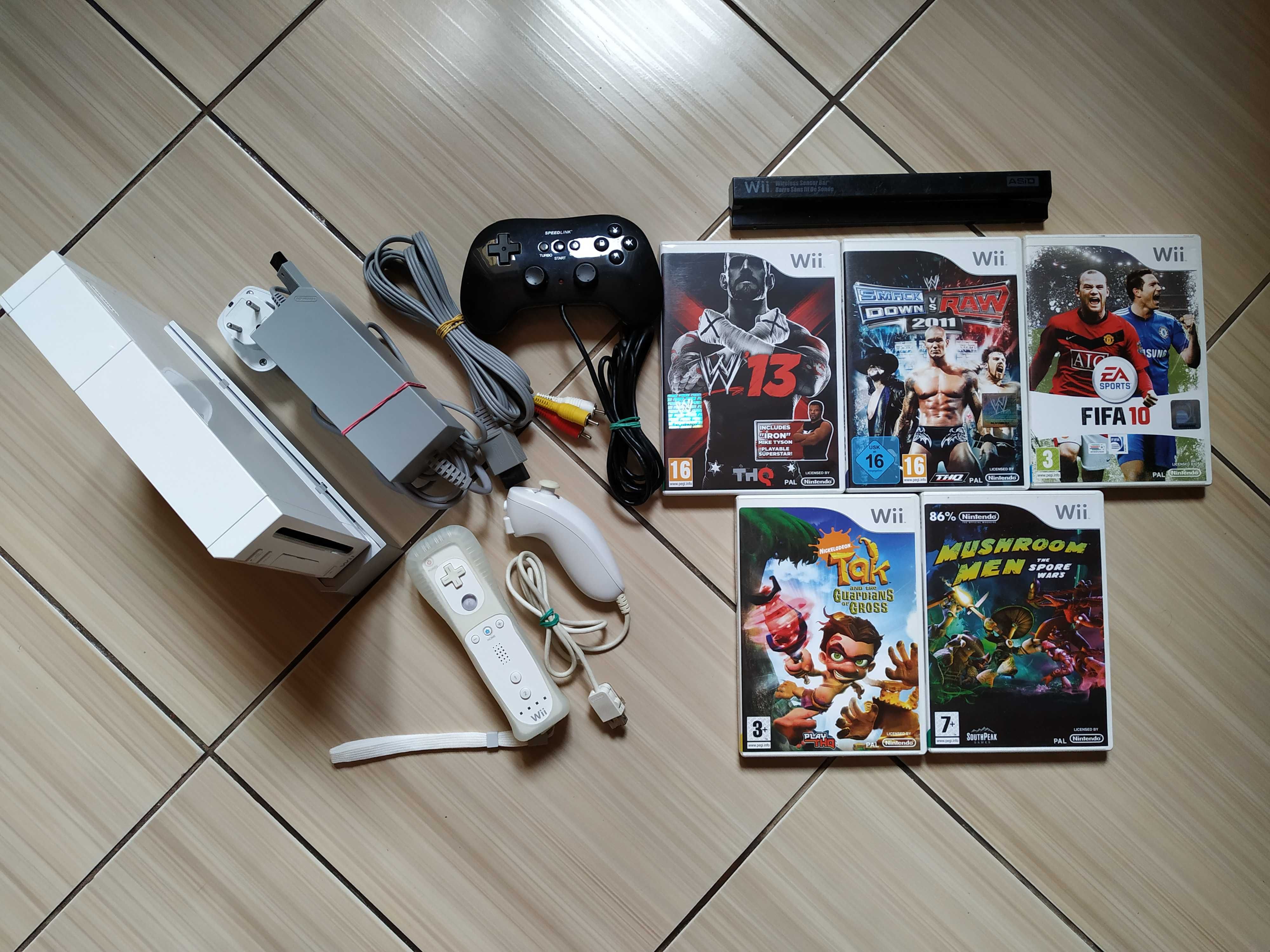 Nintendo Wii completa cu toate accesoriile originale si jocuri incluse
